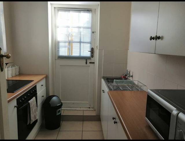 1 BEDROOM APARTMENT RENTED IN ST GEORGES PARK